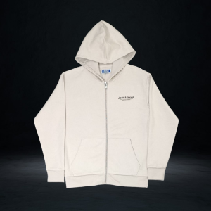 cream moonbeam zipper1.webp